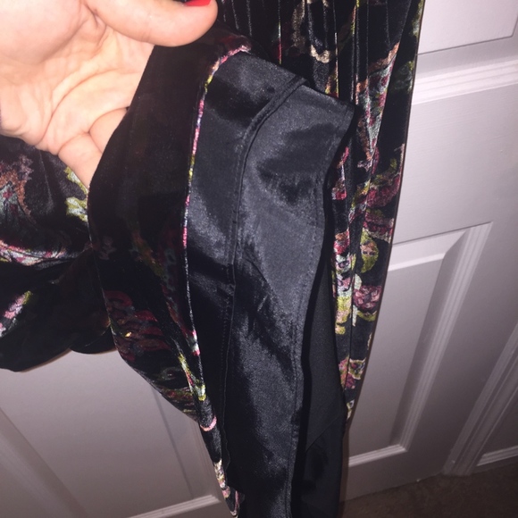 Cynthia Steffe Date Night Dress - Picture 14 of 16